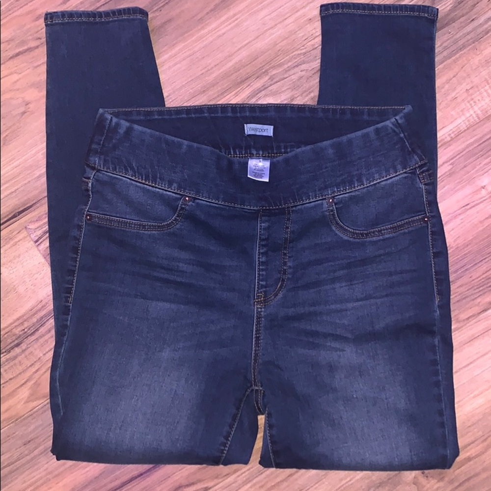 NWOT Size 8 Westport jeggings (elastic waistband)